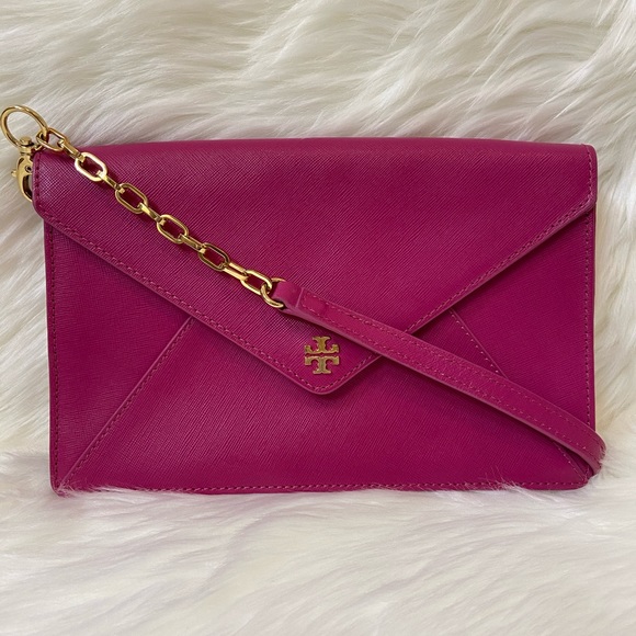 Tory Burch Handbags - Authentic Tory Burch Robinson Envelope Clutch